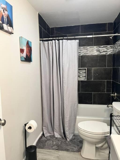 Breeze On Monmouth Appartement Newport Buitenkant foto