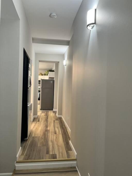 Breeze On Monmouth Appartement Newport Buitenkant foto