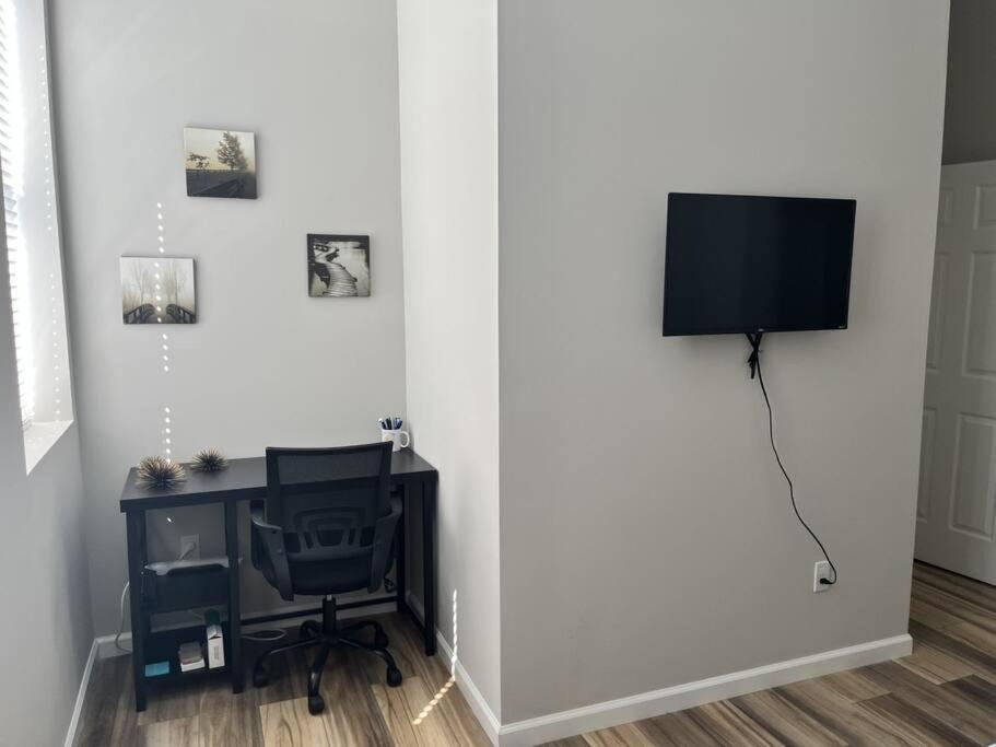 Breeze On Monmouth Appartement Newport Buitenkant foto