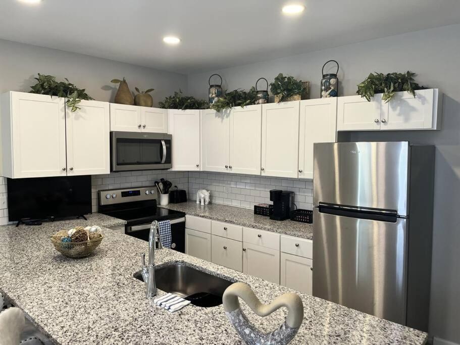 Breeze On Monmouth Appartement Newport Buitenkant foto